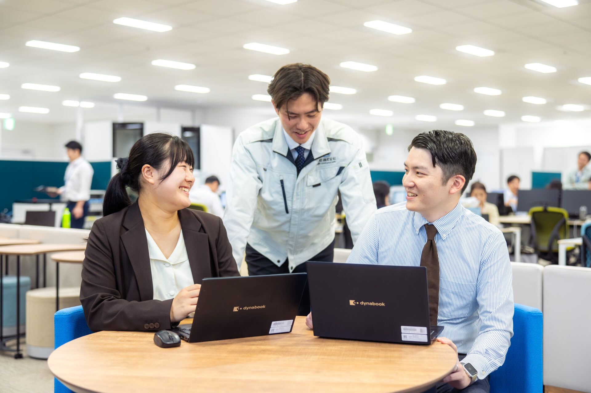 英和株式会社