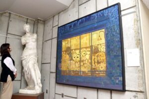【写真】「キャンパスまるごとミュージアムＮＥＸＵＳ」の展示＝新潟市西区の新大五十嵐キャンパス